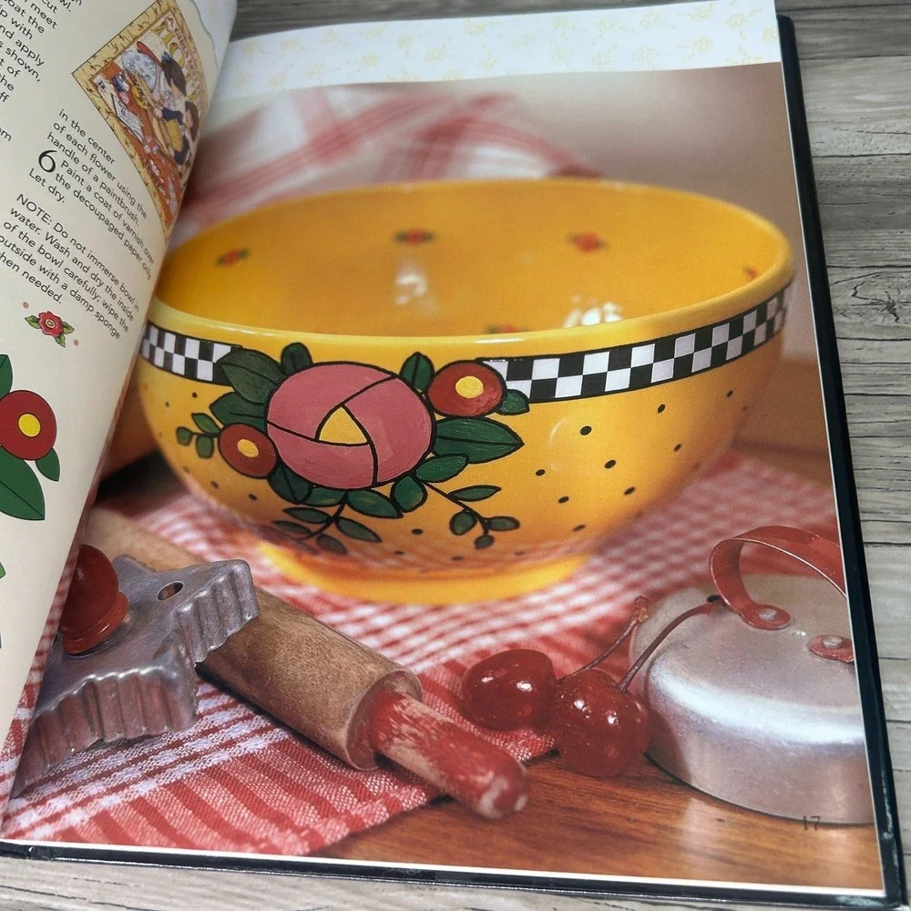 Mary Engelbreit Decorating Ideas Book Projects‎ to Make for Indoors and Out